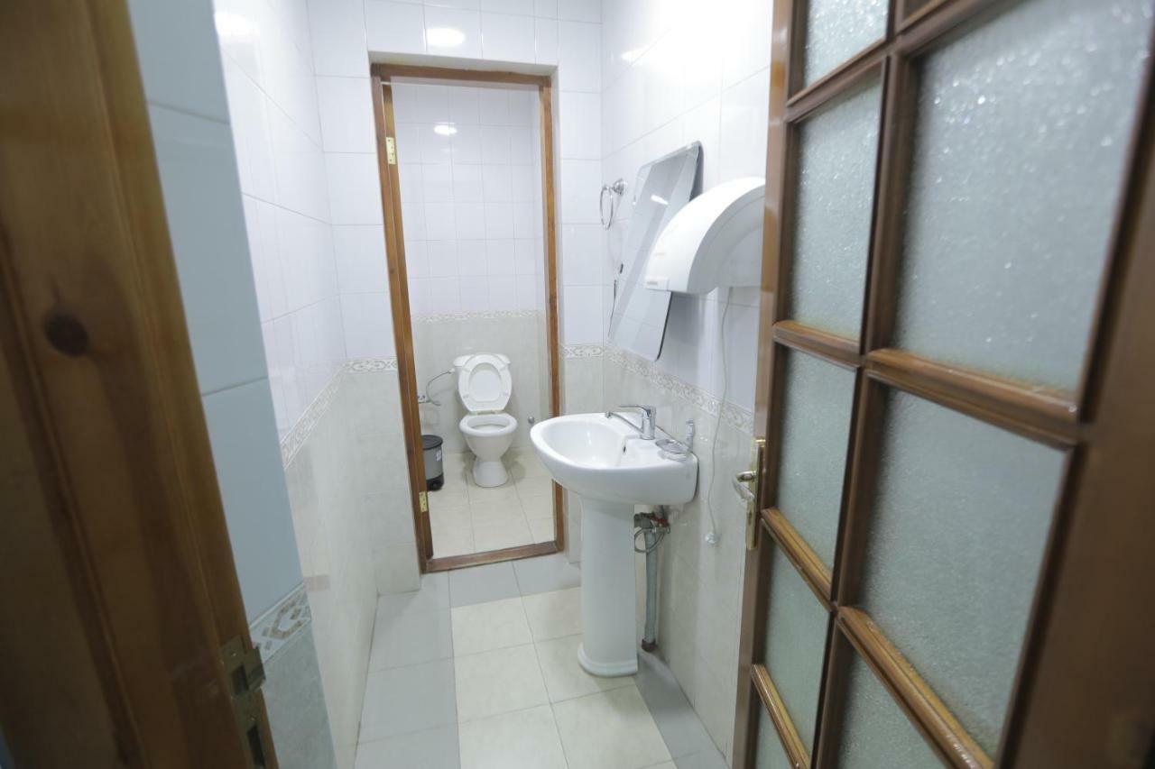 The Top Hostel ทาชเคนต์ ภายนอก รูปภาพ